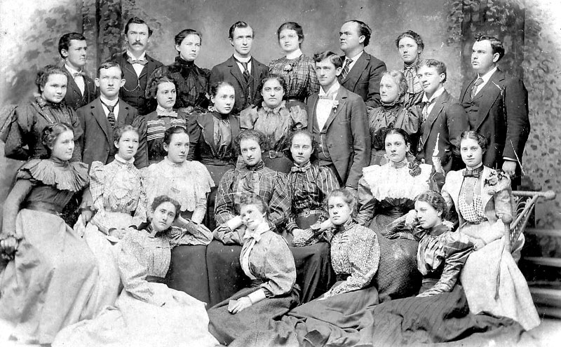 Class photo 1895