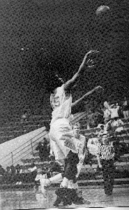 Leslie Hale shooting a basketball.