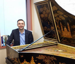 Mario Aschauer at Harpsichord