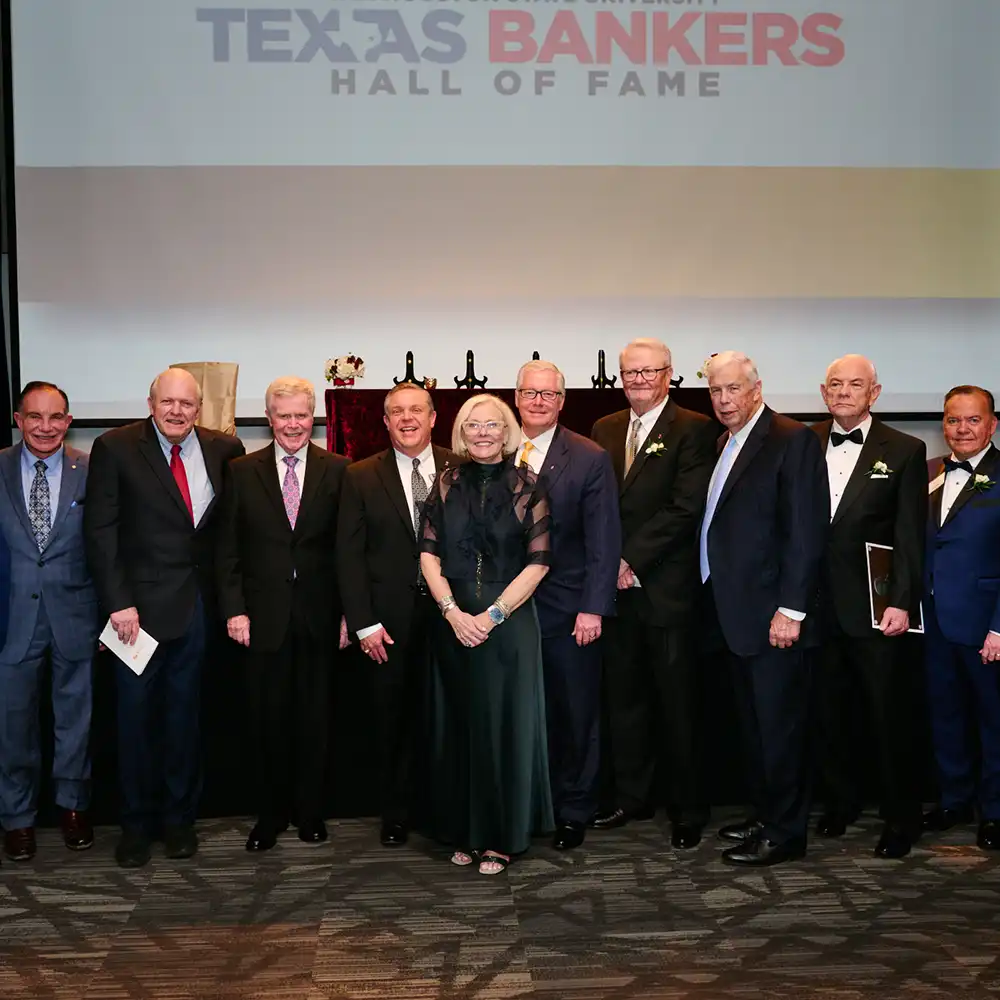 Members of the Texas Bankers Hall of Fame posing at the gala.