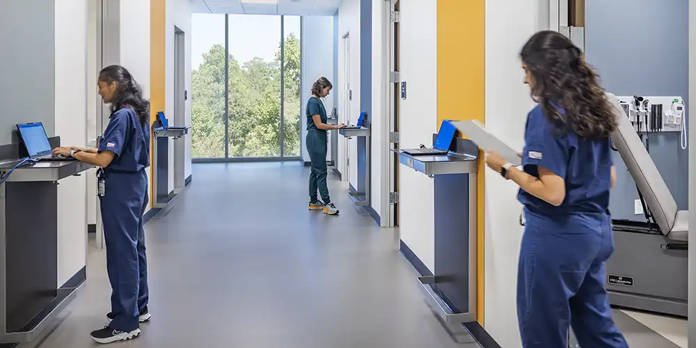 Student doctors in a simulated clinical setting