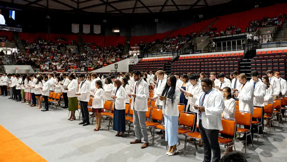 Group shot of white coat ceremony 