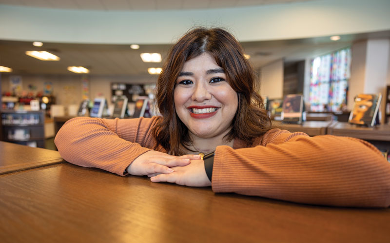 2023 School Librarian of the Year Finalist, Karina Quilantan-Garza