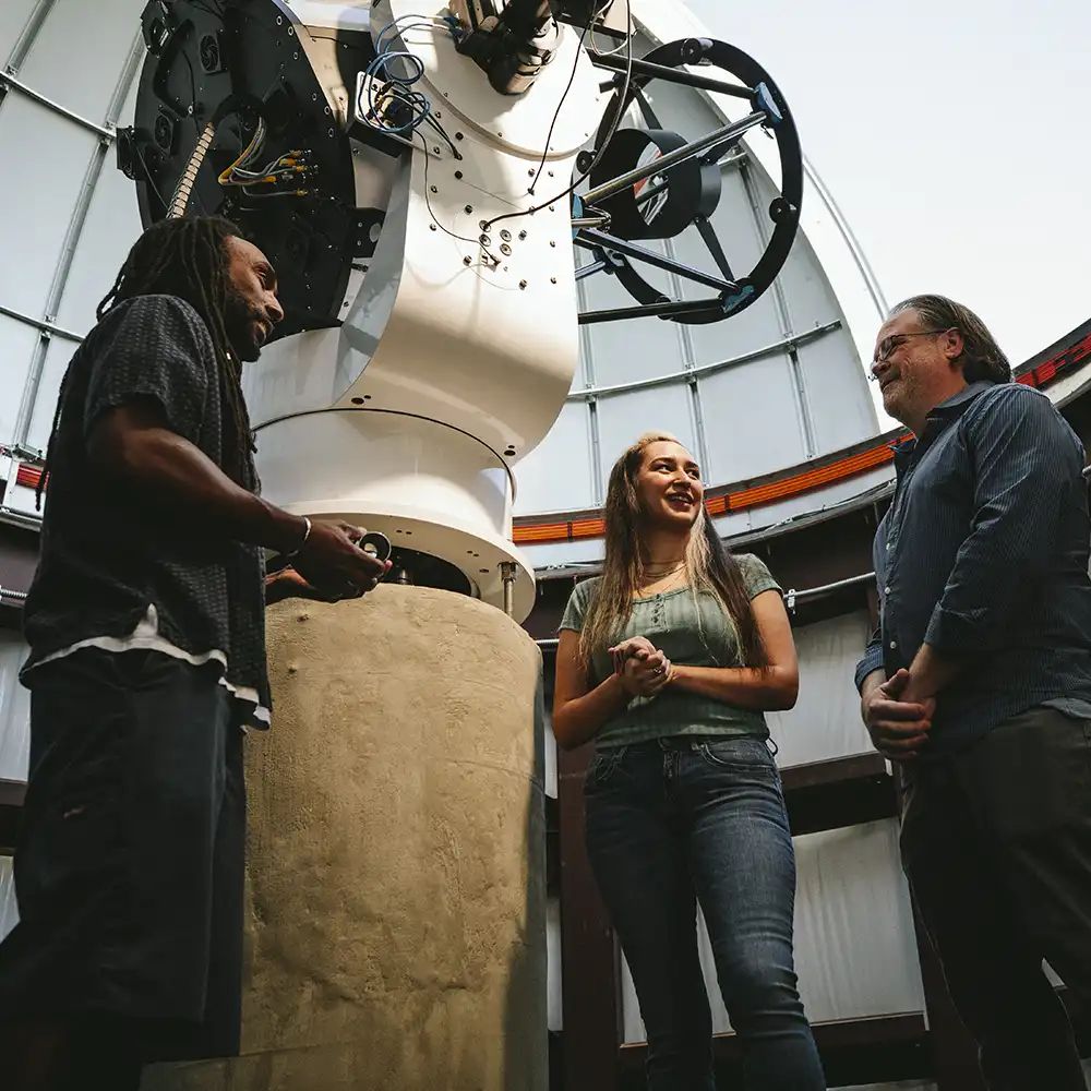 SHSU Students out at Dominey Observatory 