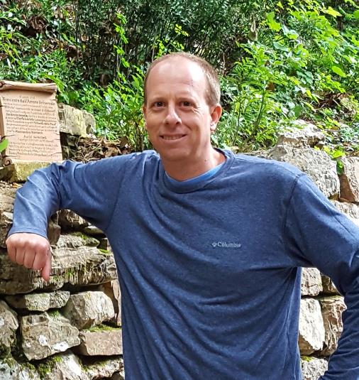 Photo of Dr. Jason Konefal