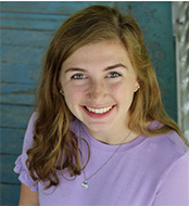 Molly Breedlove Headshot