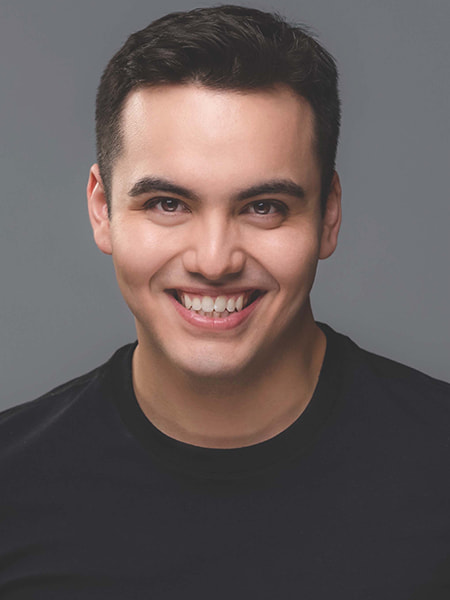 Noah Blessing Headshot Image