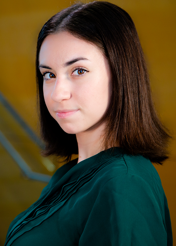 Laurel Burrer Headshot Image