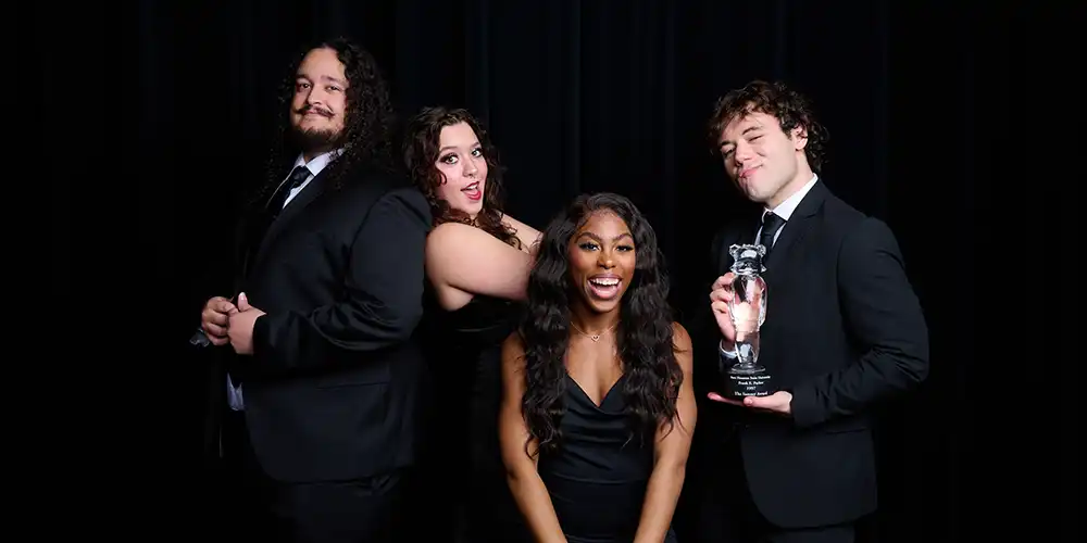 Sammy the Bearkat Welcomes Student Back to Campus at SHSU.