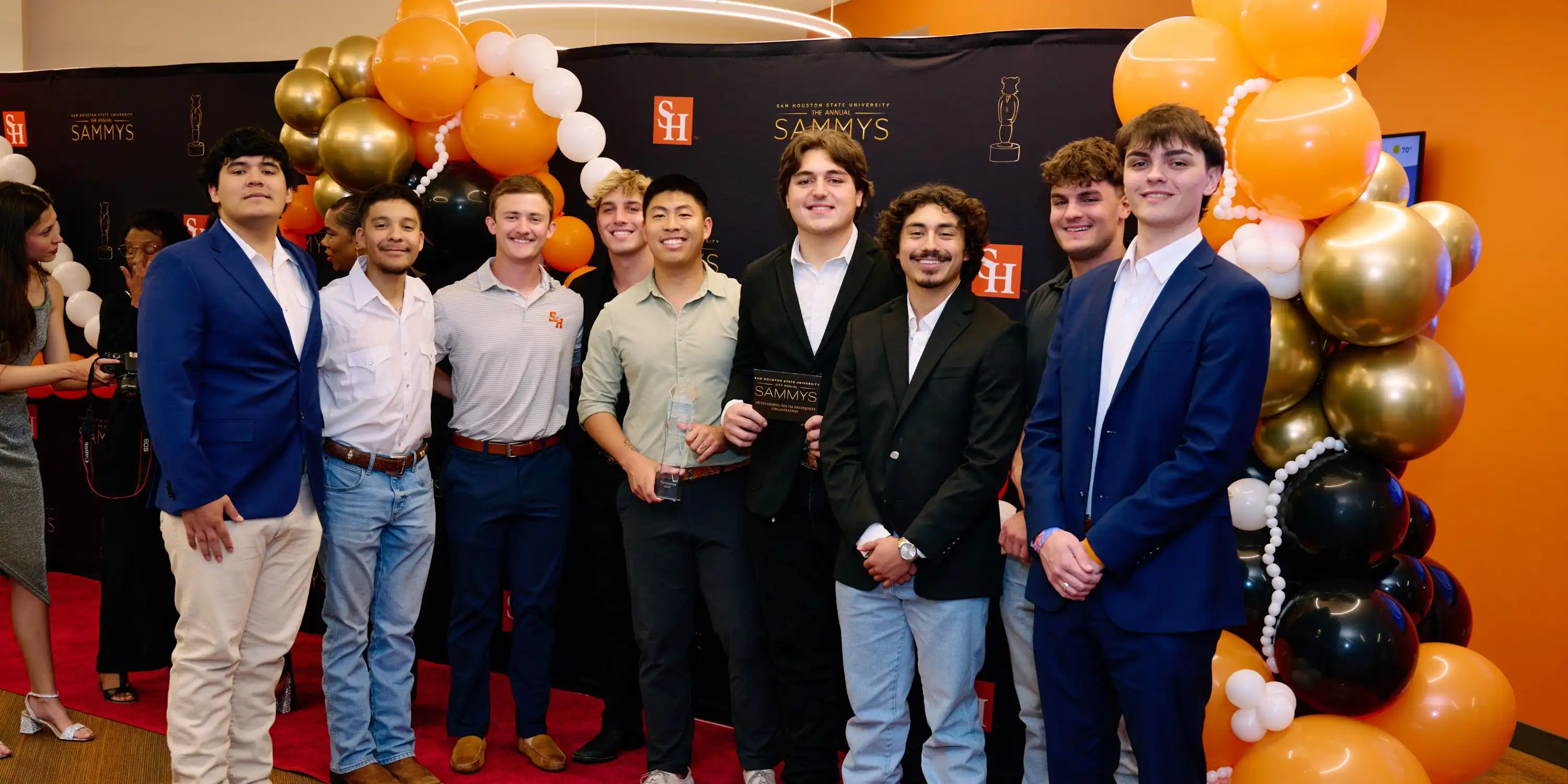 group of students at SHSU