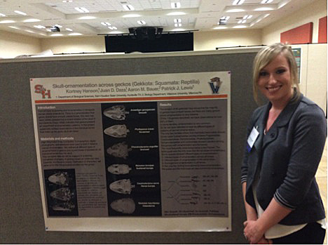 undergraduate research - Biology student Kaylin Henson