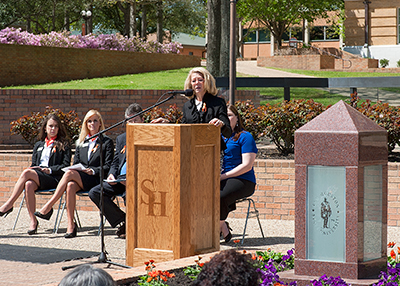 Dr. Hoyt speaking at Raven's Call 2014