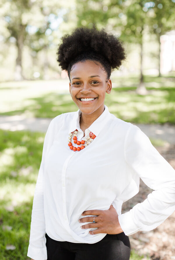 Endya Harrell Headshot