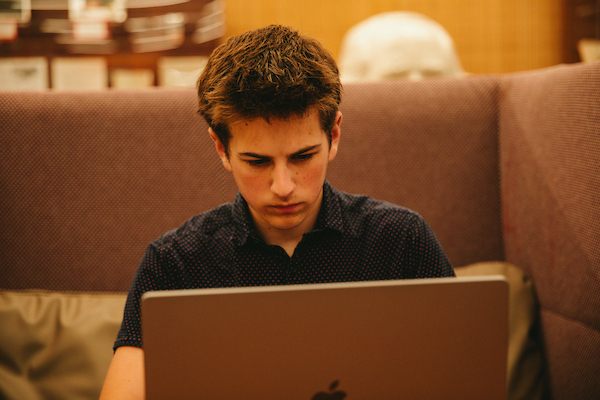 User logging into Banner