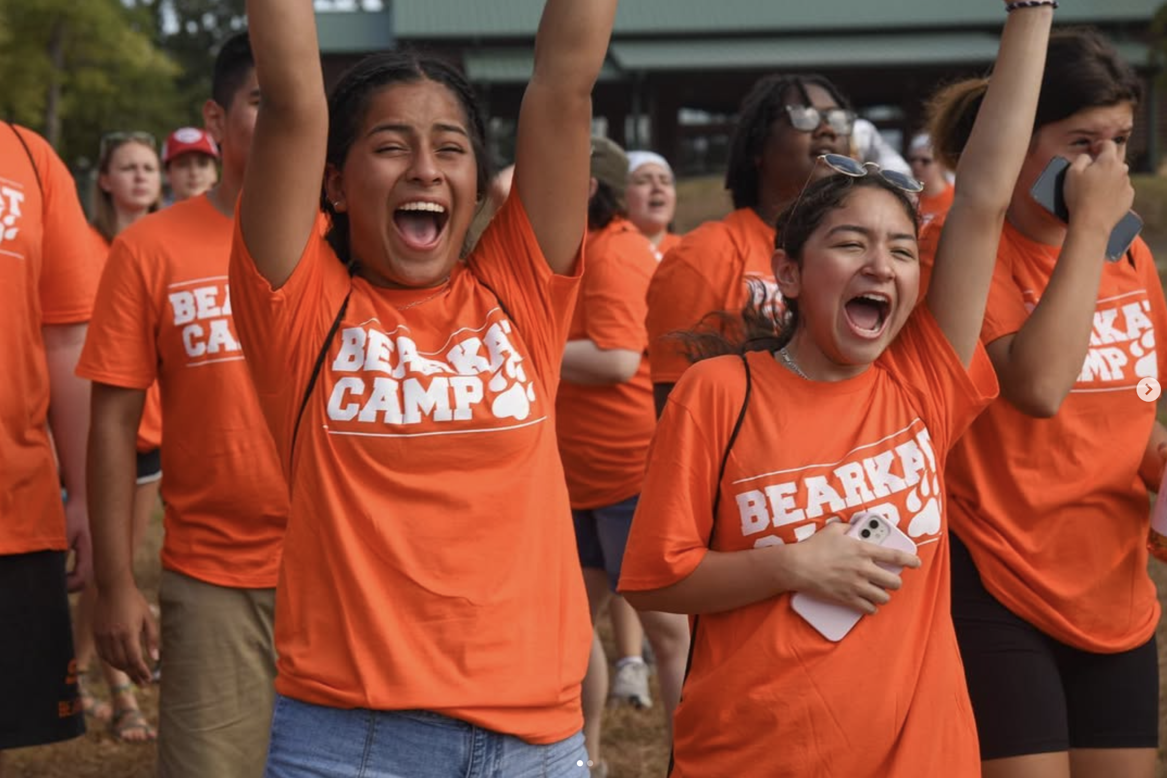 Incoming students cheering at SHSU Bearkat Camp