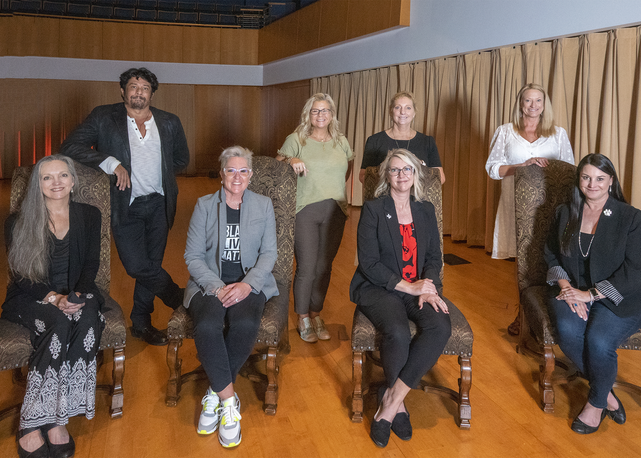 20 Year Faculty: (Front) Jennifer Pontius, Holly Miller, Kelly Stucky, Frances Brandau, (Back) Justin Williams, Marcy Beverly, Daphne Johnson, Melinda Miller