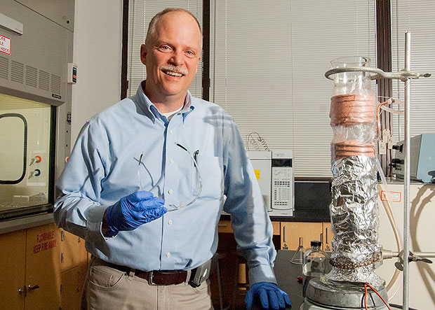 Professor Darren Williams in the lab