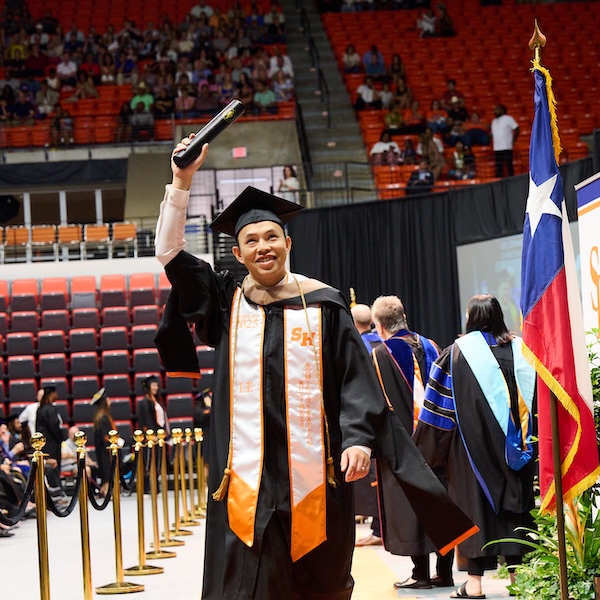Commencement Spotlight: Tu Anh Le
